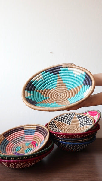 南アフリカ雑貨　手編みカゴ（Turquoise）