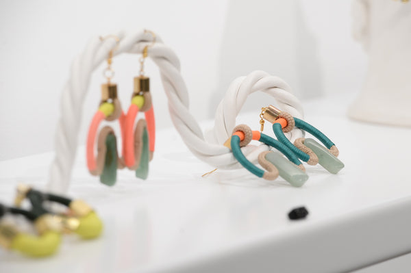 Pichulik アフリカン ピアス Aventurina (Beige Pink Yellow)