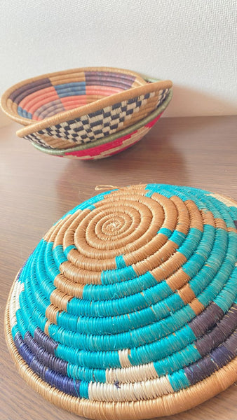 南アフリカ雑貨　手編みカゴ（Turquoise）