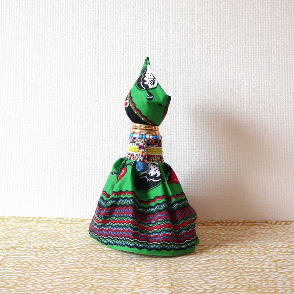 ンデベレ人形 Present