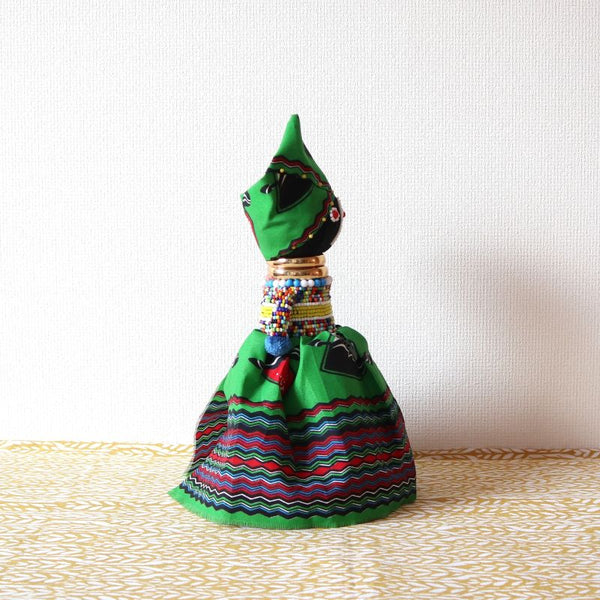 ンデベレ人形 Present