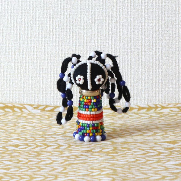 ンデベレ人形　Little Miss Positive