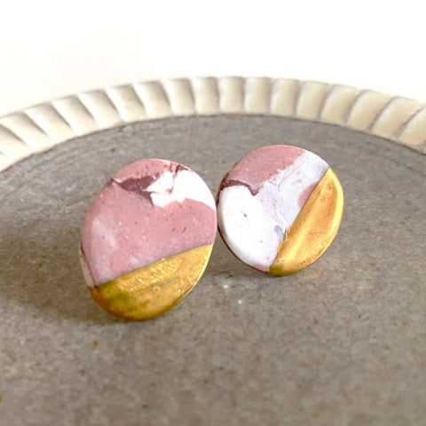 Elke Le Roux ピアス (pink/white marble 3)