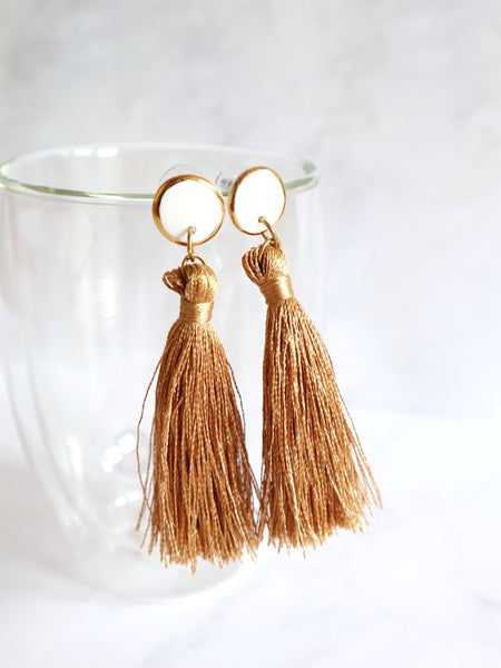 Nina Bosch 南アフリカ陶器 Round Tassel ピアス(S)(White)
