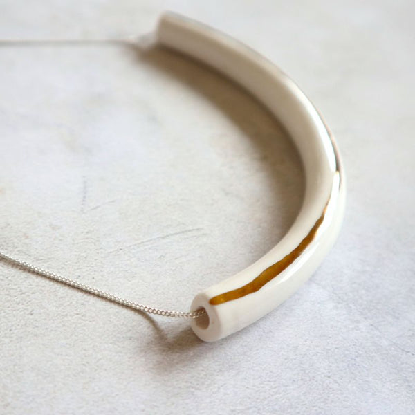 Nina Bosch 南アフリカ陶器 White/Gold/Linedネックレス