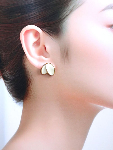 Nina Bosch 南アフリカ陶器 ワイルドオーキッド ピアス S (White)